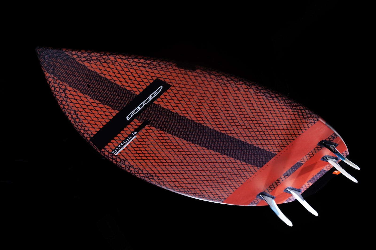 zadni strana salerosa rrd v4 windsurfing karlin surfboard quad pro surf